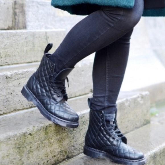 Dr. Martens Shoes - Dr. Martens Women's Black Coralie Quilted Boots Booties Combat Size US L 7
